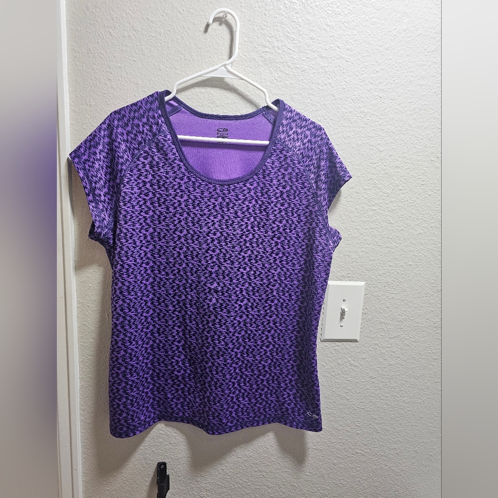 SALE 🔥Champion Purple Patterned Women's Top